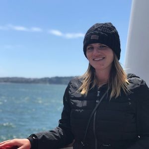 Meet your Posher, Lorabeth